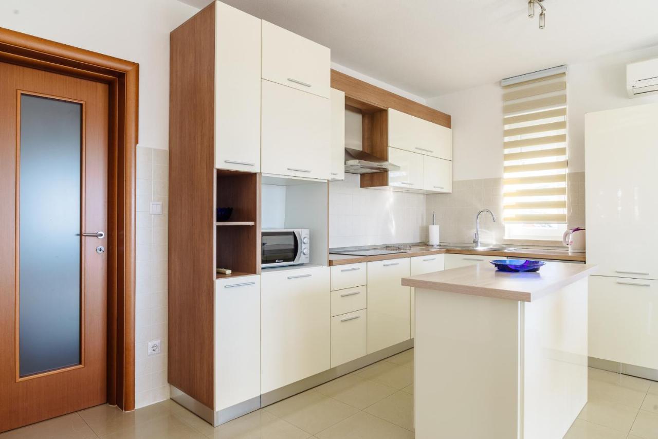 Apartman Niko Kaštela Exterior foto