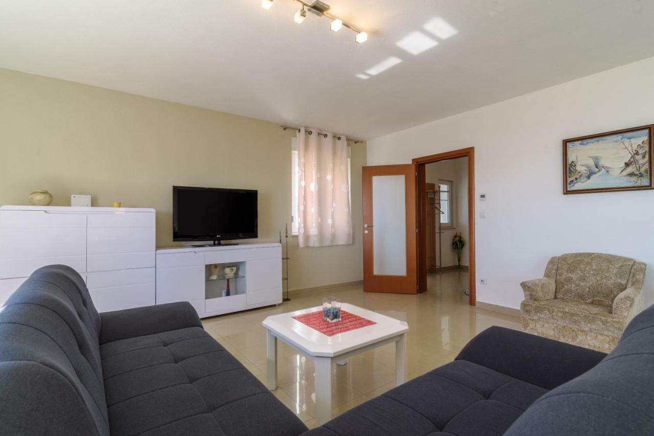 Apartman Niko Kaštela Exterior foto